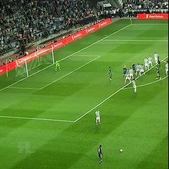 Amazing Free Kick Goal for Fenerbahce