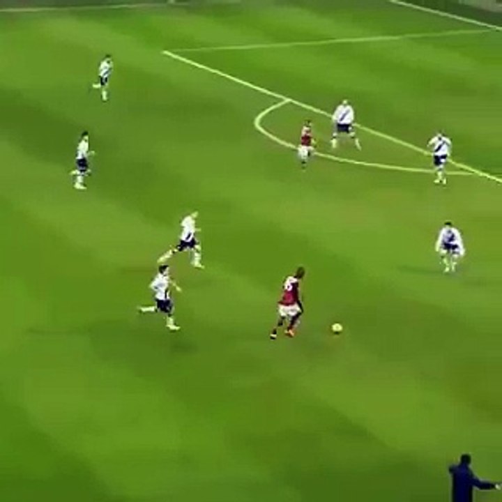 Mario Balotelli Amazing Goal Free Kick