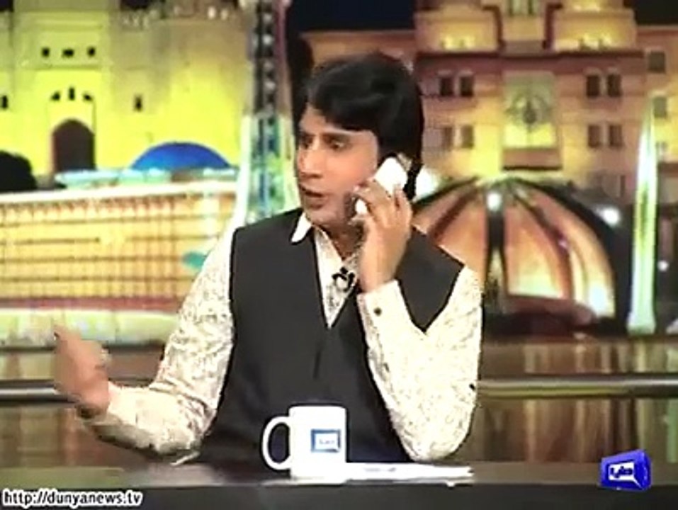 مذاق رات تین فنکاروں کا آپس میں جگت کا مقابلہ۔۔۔ دیکھیں اس ویڈیو میں
