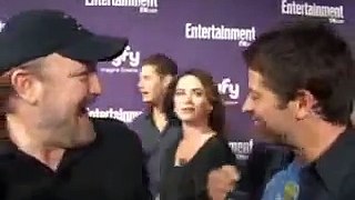 Jensen Ackles interrupts Misha Collins and Jim Beaver with a kiss