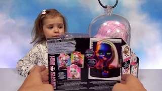 Монстер Хай кукла большая голова с аксессуарами для причёски и макияжа Monster High doll giant head