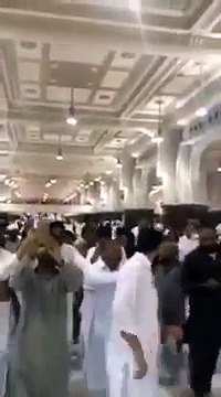 Imran Khan Performing Umrah
