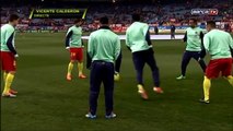 Rondo Messi, Neymar, Song, Bartra, Sergi Roberto y Adriano en el Atletico Barça