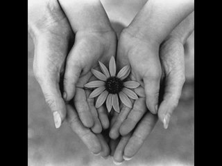 ONUR GENÇ ANNEM  annelerimize gelsin bu parcada