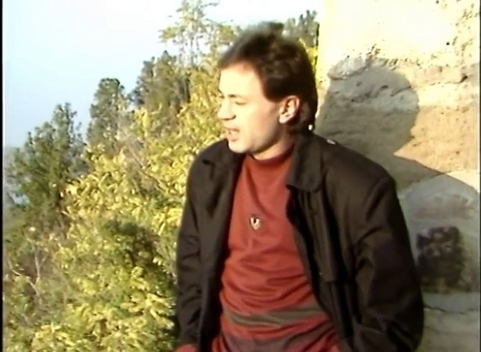 Mile Kitic i Juzni Vetar - Lazu me zelene oci (Official Video)