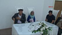 Osmaniye 77'lik Damat, 50 Yaşındaki Suriyeli Kadın ile Nikah Kıydı, Oğlu Şahit Oldu