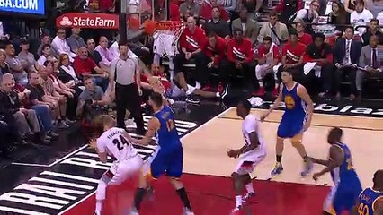 Damian Lillard Duels Klay Thompson in Portland