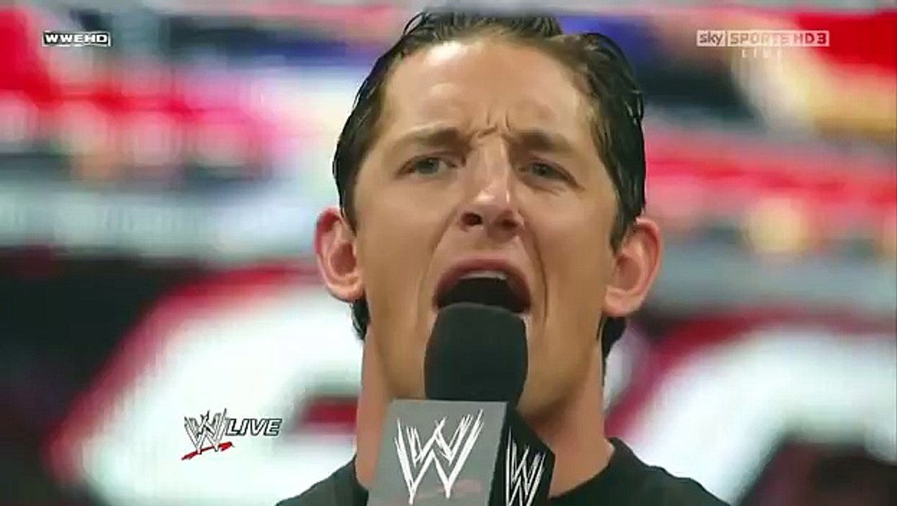 Bret Hart vs. The Undertaker WWE Monday Night RAW 30.08.2010