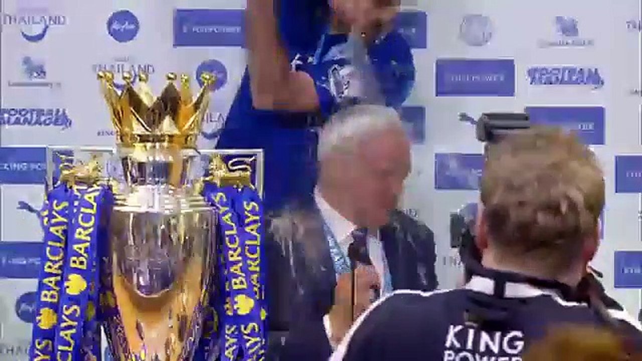 Leicester'ın hocasına şok!