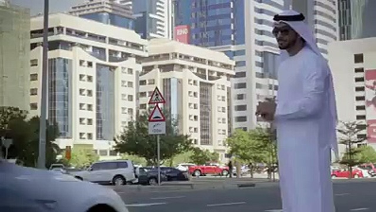 اب تو ڈرائیور کی بھی کوئی ضرورت نہیں ہے واہ یار مزہ آ گیا