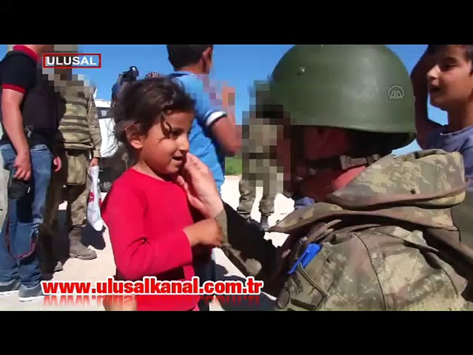 Güvenlik görevlileri, hazırladıkları videolarla anneler gününü kutladı