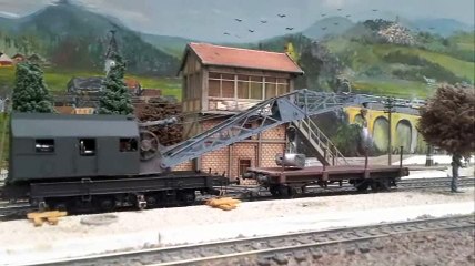 Grue CAILLARD SMD motorisée;  Premiers essais