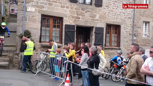 Moncontour (22). Descente urbaine de VTT : victoire de Clément Charles