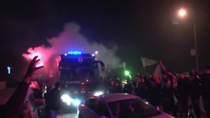 Beşiktaş'a Coşkulu Karşılama