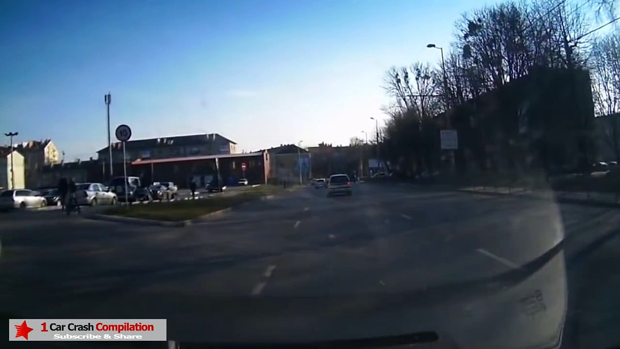 Car Crashes, Crazy Drivers & Road Rage | Compilation MARCH 2016 #30