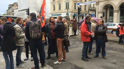 Rassemblement contre la fermeture du collège F.-Puech