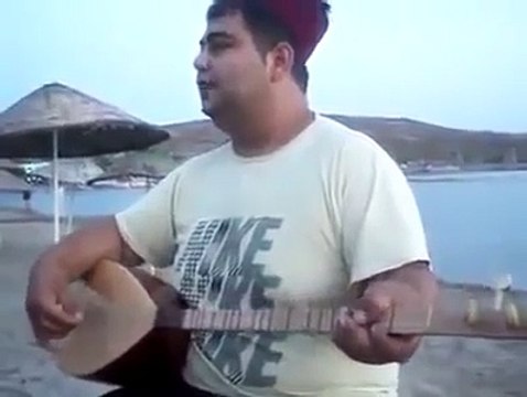 Bağlama Eşliğinde I Like To Move It :)