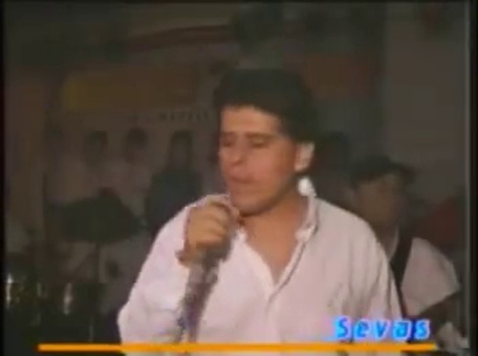 Los Amantes D La Cumbia - Vive Tu Vida Feliz