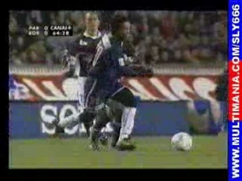 Futebol - drible Ronaldinho 3 PSG