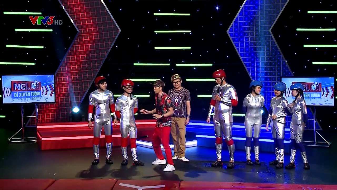 NGƯỜI ĐI XUYÊN TƯỜNG:TẬP 9-VÒNG TƯỜNG ĐƠN-HƯƠNG HOA DÂNG ĐỜI VS TÉ