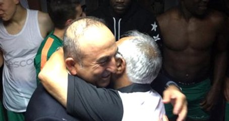 M. Alanyaspor, Göztepe Maçını Kazandı, Bakan Çavuşoğlu Soyunma Odasına İndi