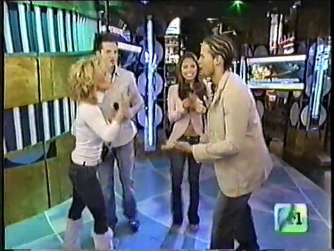 Jingle Ball trl with Jessica Simpson, Nick & Vanessa Lachey 12-1