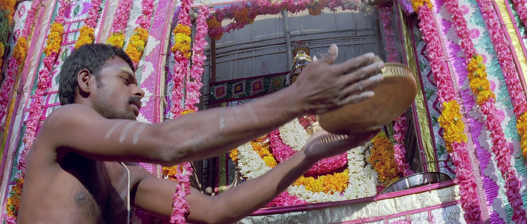 Yela Yela Azhagu-Arinthum Ariyamalum.2007.1080p.BrRip-x264.DTS