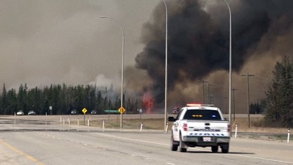 Canada: l'évacuation se poursuit à Fort McMurray