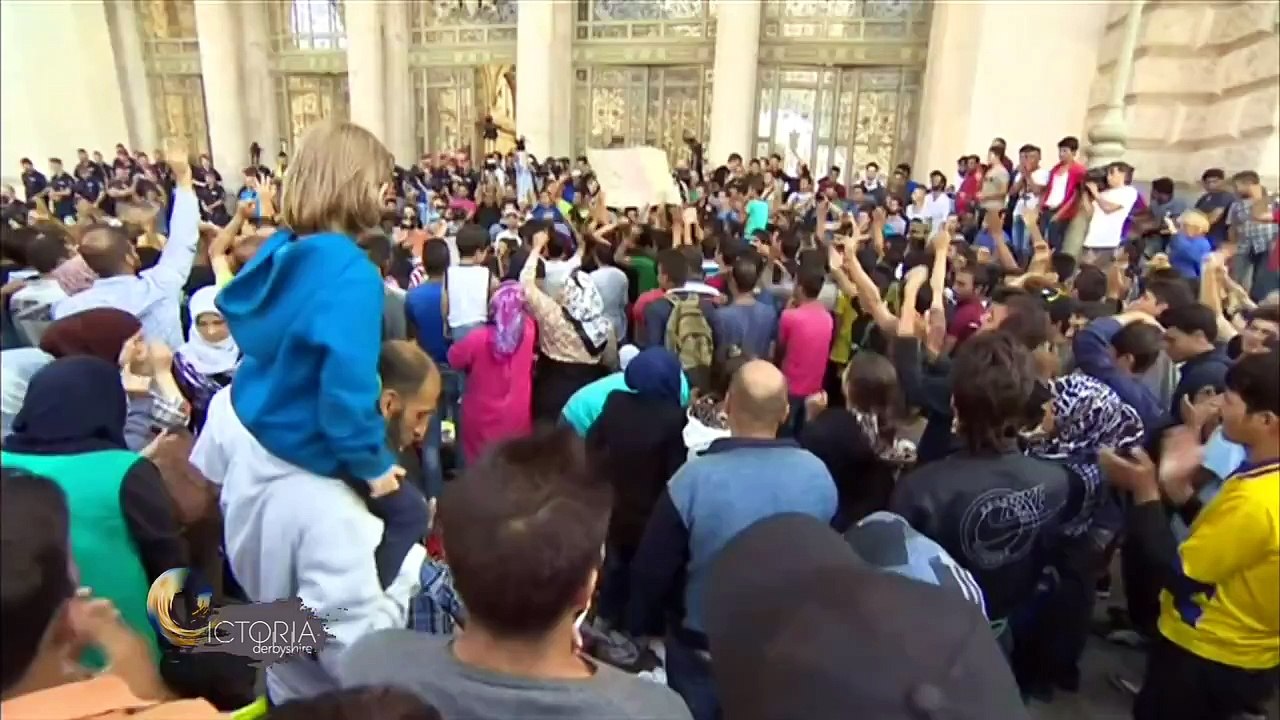 Migrant crisis: The Facts - BBC News