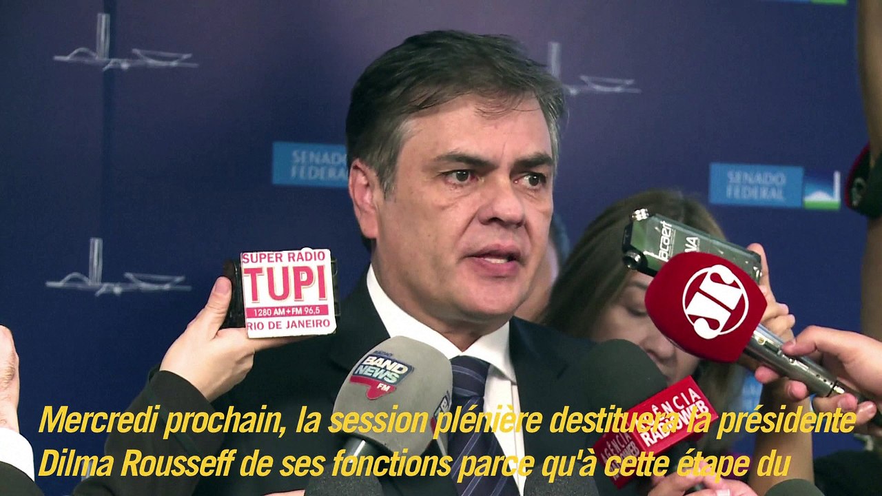 Brésil: réactions de sénateurs sur la procédure de destitution