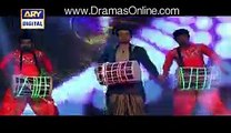 Watch Mathira And Faisal Qureshi Dance At ARY Awards