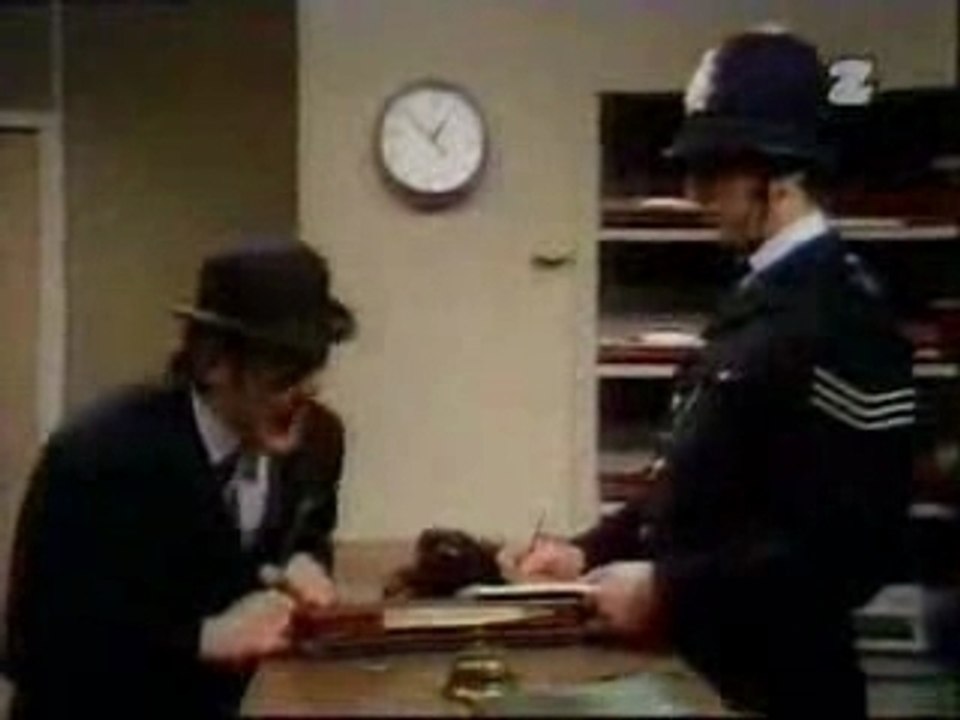 Monty Python - Włamanie