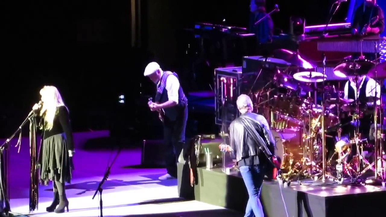 Sara Fleetwood Mac Dublin September 20th 2013