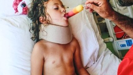 Boynu Kırılan Kızını, Dişlerini Kırarak Hayata Döndürdü