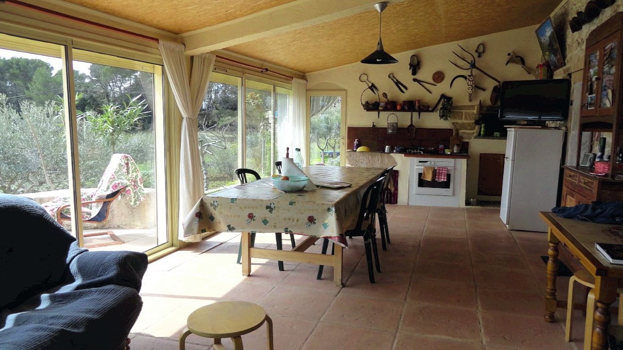 Draguignan VENTE PROPRIETE de 276 m²  - 10 pièces - Sur beau terrain en restanques