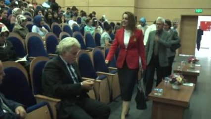 Siyasi, Sosyal ve Çalışma Hayatında Kadın" Konferansı