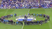 Andrea Bocelli chante pour le dernier match de Leicester