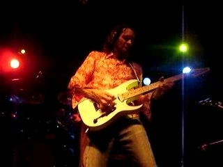 Paul Gilbert - Scarified live