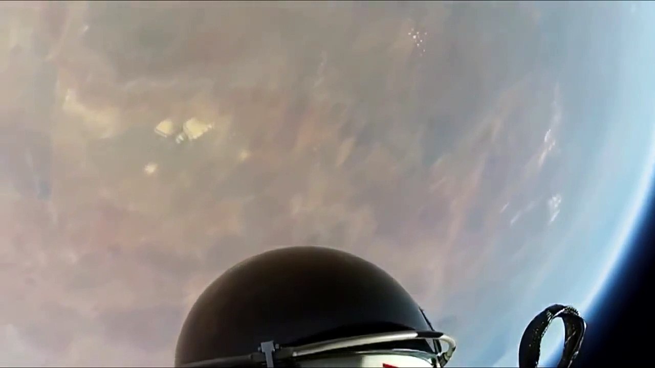 Felix Baumgartner Space Jump On Board POV Helmet Cam [full HD] Freefall Jump 128000 Ft