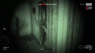 5 Minutes of Outlast 2s Gorgeous, Terrifying Gameplay