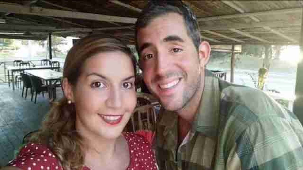 Intensifican la búsqueda de los españoles en Malasia tras encontrar el motor del barco