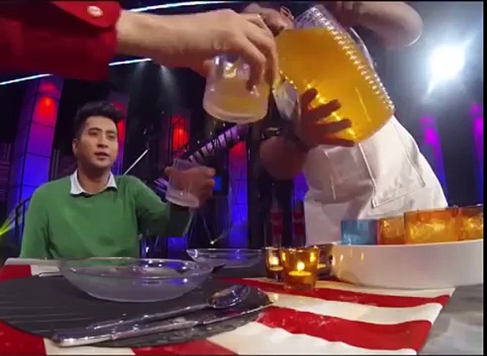 Killer Karaoke Thailand - ต้อม เสิร์ฟสะดุ้ง 12-08-13