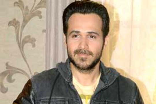 Emraan Hashmi goes all out to promote Azhar