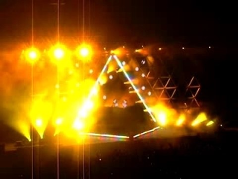 Daft Punk 07 Nimes - Around the World.Harder better PART 1