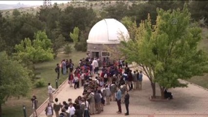 Dünya ile Güneş'in Arasından Merkür Geçti