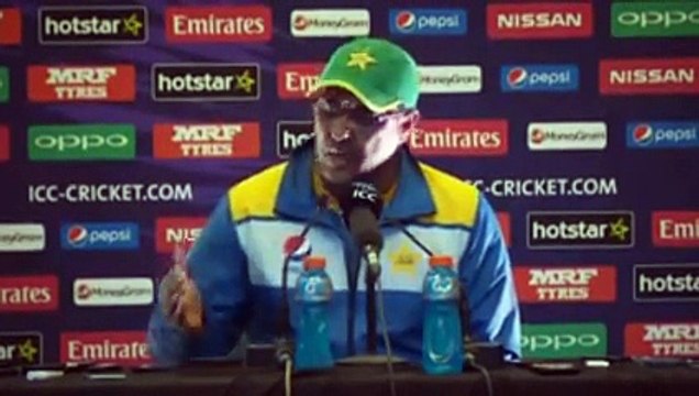 Reaction of Pakistan Media and Waqar Younis of loosing to Australia and Press conference WT20