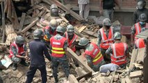 Nepal Earthquake: Drones help aid relief - BBC Click