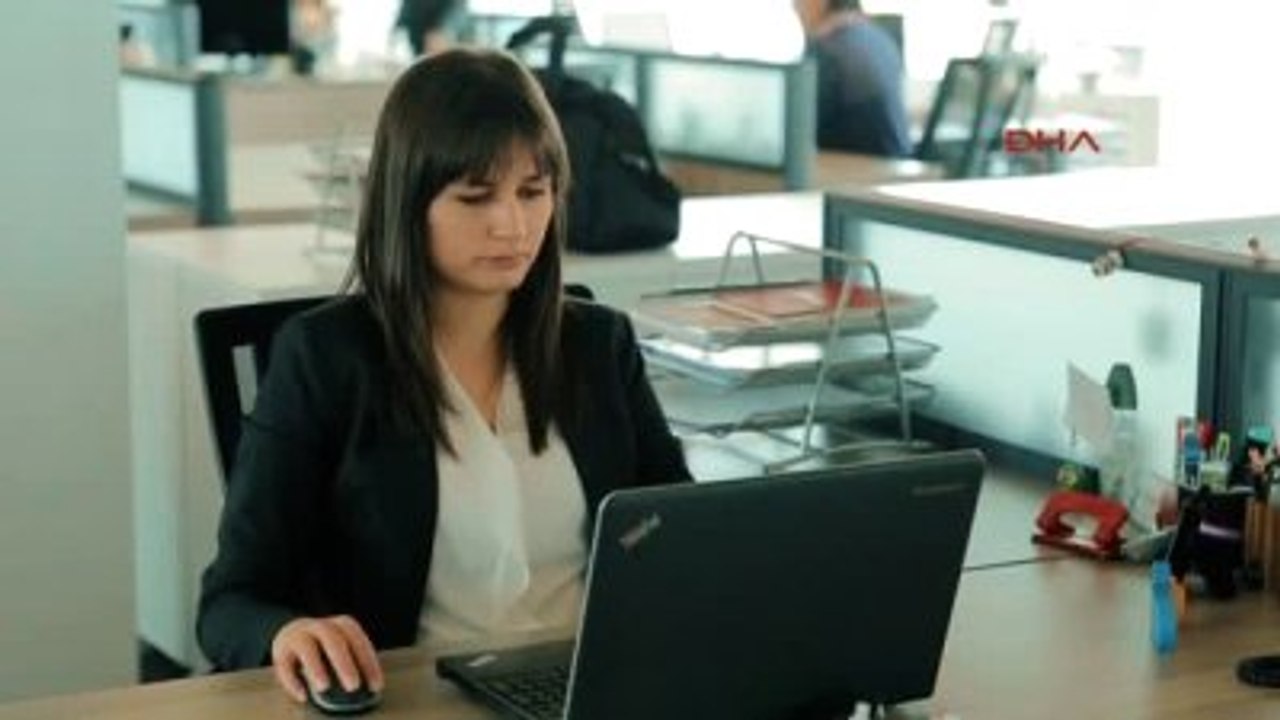 Afad Çalışanları Öğrendikleri İşaret Diliyle 'Engelliler Haftası'na Dikkat Çekti