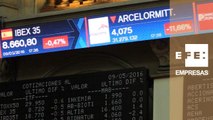 La Bolsa española cae el 0,47% y pierde los 8.700 puntos