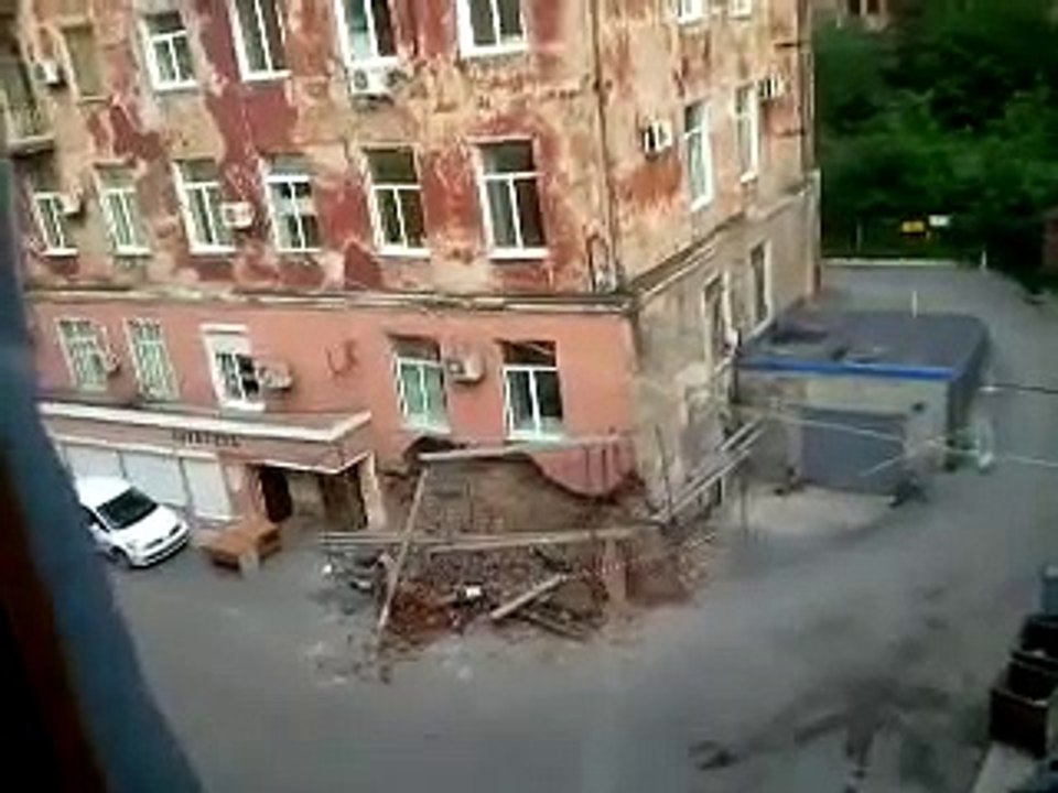 Рухнул жилой дом во Владивостоке